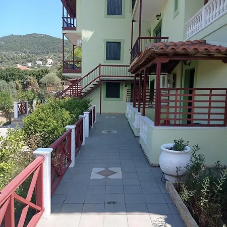 Pensionat Alexandros &