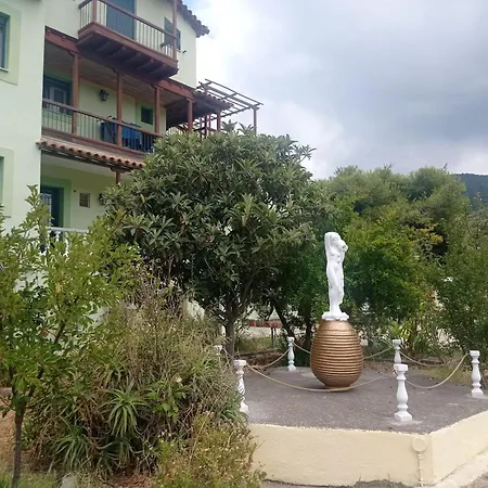 Affittacamere Alexandros & 3*