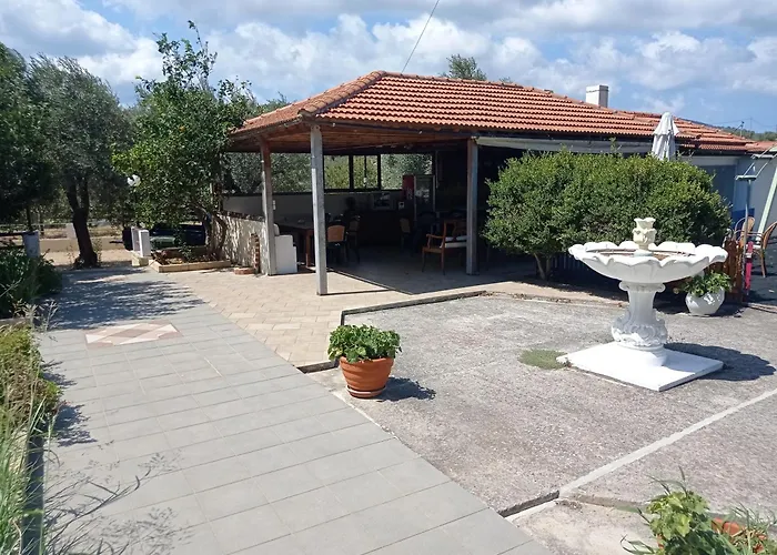 Guest house Alexandros & Skopelos Town