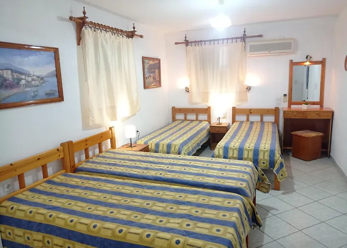 Guest house Alexandros & 3*